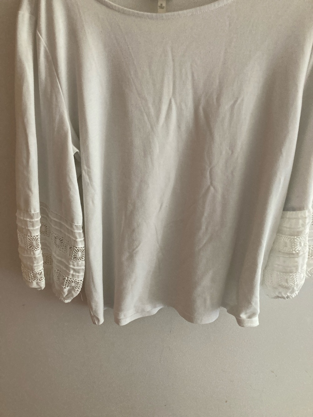 Women’s Cream Crochet-Sleeve top viscose med